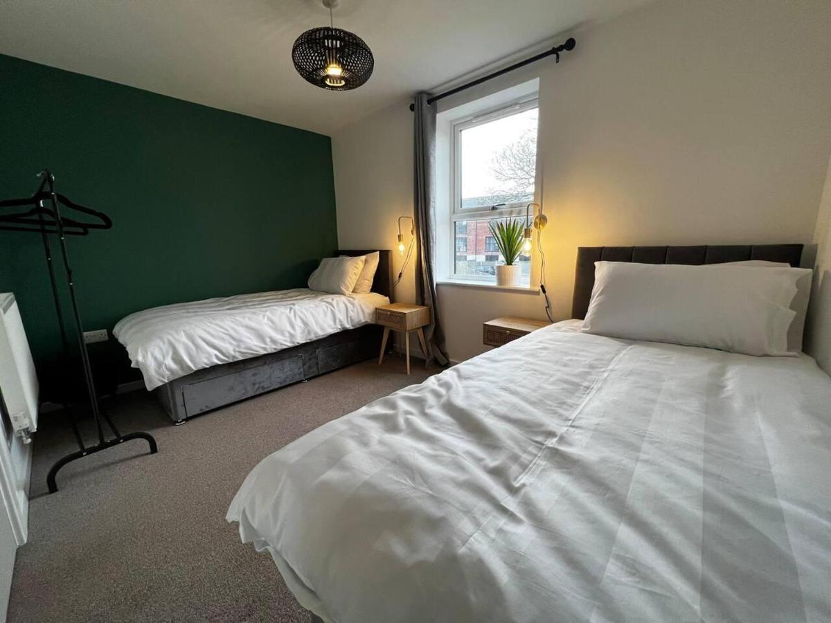 Beautiful 4-Bed House In Lincoln- Close To Centre Buitenkant foto